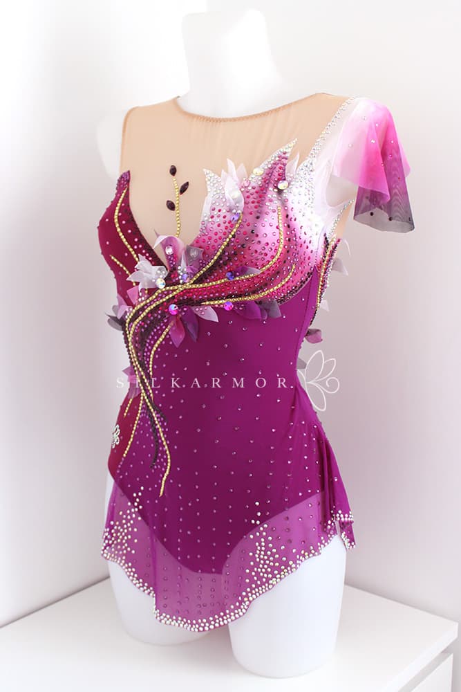 justo pourpre fuschia fleurs strass confection création blanc 