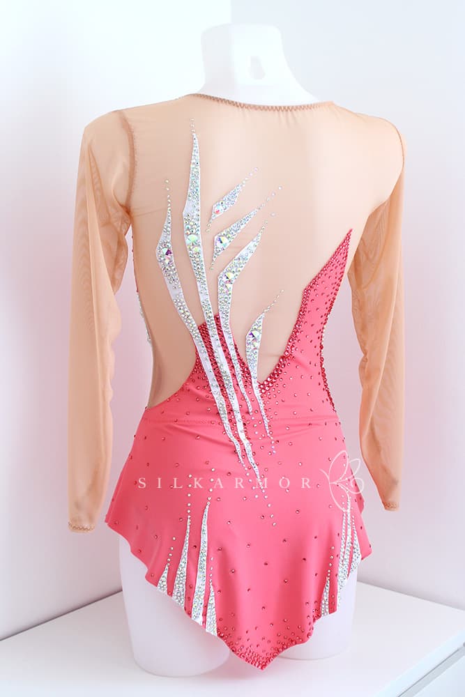 Justaucorps leotard rg rythmics gymnastic gymnastique rythmique compétition couturière sur mesure lycra corail blanc strass
