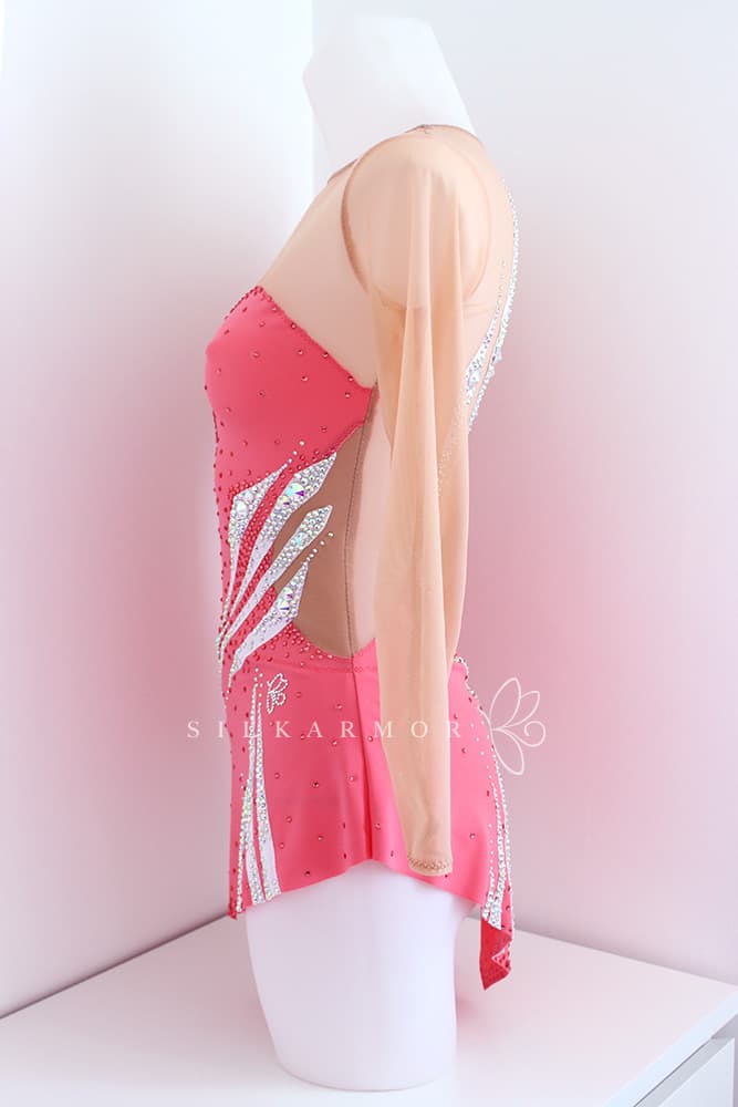 Justaucorps leotard rg rythmics gymnastic gymnastique rythmique compétition couturière sur mesure lycra corail blanc strass