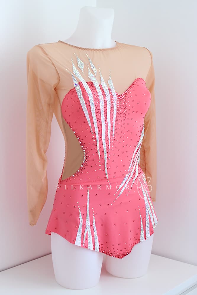 Justaucorps leotard rg rythmics gymnastic gymnastique rythmique compétition couturière sur mesure lycra corail blanc strass
