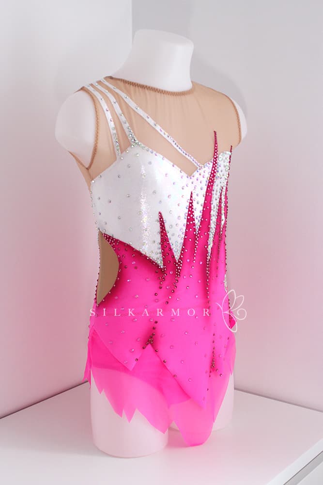 Justaucorps leotard rg rythmics gymnastic gymnastique rythmique compétition couturière sur mesure lycra rose et planc paillettes justaucorps confection sur commande