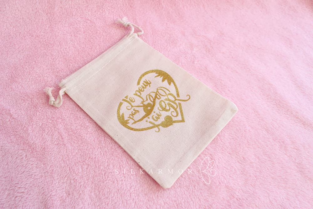 Pochette coton floquée or "je peux pas j'ai GR" housse barrettes grs Gymnastique accessoires